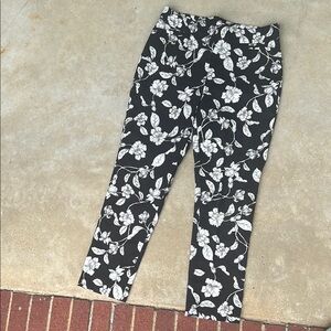 Chico's Black and White Straight Leg Pants Bold Floral Design